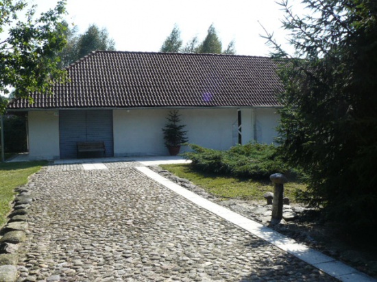sprzedam dom na wsi 140m2 dzialka 2/4,2ha