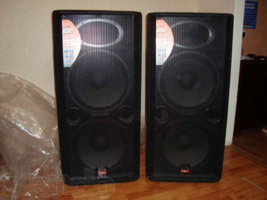 KOLUMNY AKTYWNE WHARFEDALE  2x400 W RMS !!!